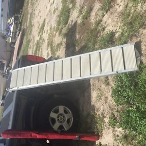 aluminum boat  boarding ramp