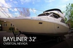 1996 Bayliner 3258 Avanti CB