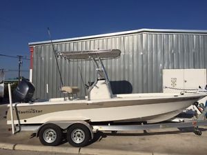 2015 Nautic Star