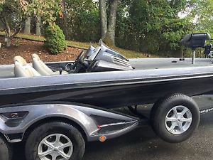 2014 Ranger Z 521c Bass Fishing Boat
