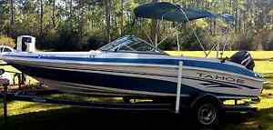 Tahoe boat 2005 RARE! 19.5 ft. w/ matching trailor & 90-HP Mercury outboard moto