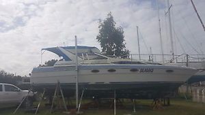 Bayliner Avanti 42ft cruise boat, restoration project