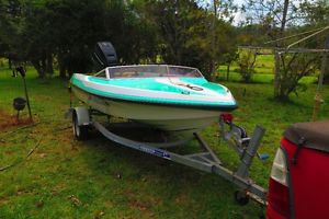 Ski boat  Bertram