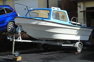 14 ft Fibreglass Boat