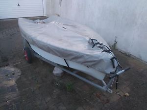 Hartley H10 Sailing Boat