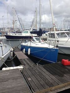 Sailing boat - Beneteau 210