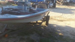 1987 HAULING BASS