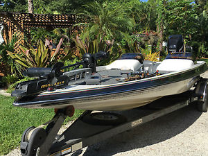 2005 Gambler 2200DC