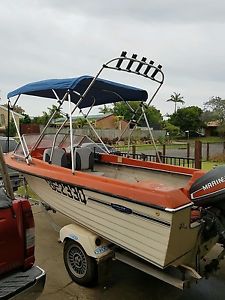1983 sportsman craft 4.2m boat with 60hp mariner on galvanised trailer