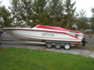 1990 VELOCITY 30