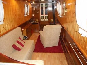 65ft Narrowboat, Ideal Liveaboard, Houseboat or Pied-a-Terre with Egham MOORING
