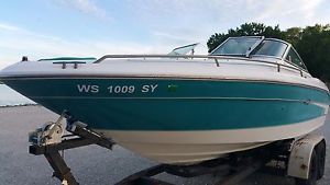 1994 Sea Ray 220 Signature Bowrider Boat