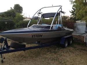 Bullet ski boat 454 inboard