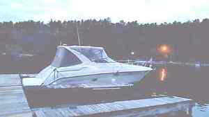 JUST REDUCED $7,500  WINTER SALE 1998 REGAL COMMODORE 322    FRESH WATER ONLY