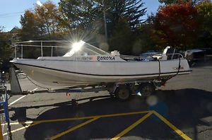 1976 BOSTON WHALER 22 REVENGE image 1