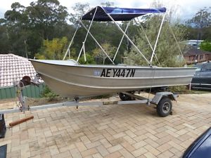 **12ft ALUMINIUM BOAT - 'TINNY' WITH TRAILER - UNREGISTERED** image 1