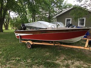 Mahogany Wooden Runabout