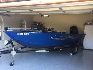 2012 Lowe FISHING MACHINE 165