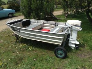 Stacer tinny roof topper boat 9.5 Johnson outboard motor
