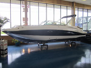 Hurricane Sundeck 2600 I/O NEW 2016 YEAR END CLEARANCE -BELOW DEALER CSOT!!!