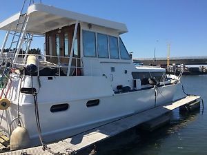 Wide beam cruiser London Mooring 2 bedrooms houseboat