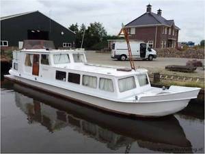 Dutch barge  ideal liverboard, sold with a insurable hull survey