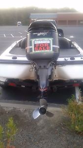 2000 Skeeter 185 ZX