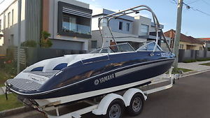 Yamaha Jet Boat 2006 SX230 HIGH OUTPUT WITH 2011 TANDEM TRAILER AWESOME BOAT