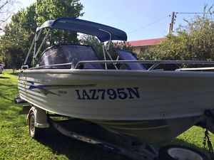 2004 QUINTREX 500 FREEDOM SPORT and Trailer - Rego till May 2017