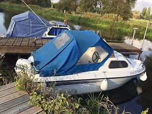 14ft Cabin Cruiser/ Day Boat