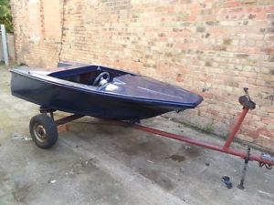 Speedboat 8ft fibreglass outboard motor boat trailor