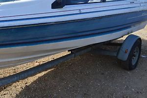 1988 bayliner capri boat and trailer