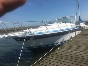 38FT Wellcraft Gransport Twin Cummins Turbo Diesel ( Cruiser Boat Live Aboard )