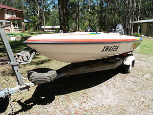 Vandal 17foot  runabout/ski boat 150hp Mercury and trailer. No reserve.
