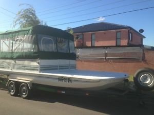 22"  Pontoon Boat PerfecAll rounder Plenty of space with YAMAHA 150 Hp