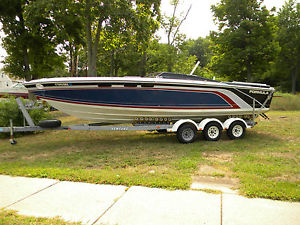 1985 Formula 272 LS
