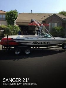 2011 Sanger V215 Wake Series