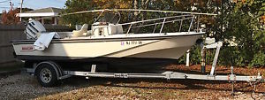 1988 Boston Whaler 18' Outrage