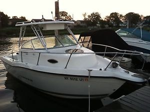 Seaswirl 1999 Striper 21' walk around boat - Original Owner