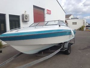 Speedboat Skiboat Powerboat In Menorca Spain cabin cruiser