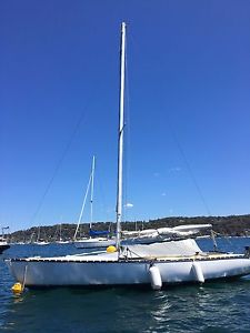 SWANSON DART 22FT CHEAP SAILING RACING YACHT LOCATED NEWPORT(PITTWATER) NO RESRV