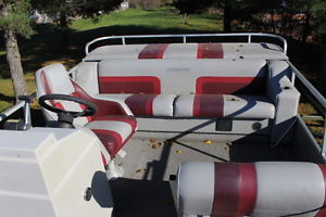 1989 STRATUS 24'