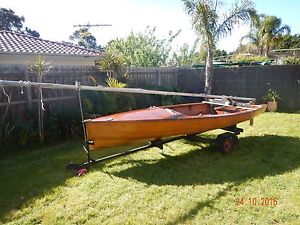 sail boat N S 14
