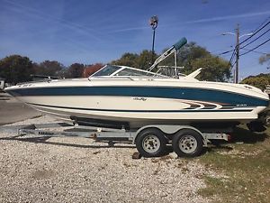 1998 Sea Ray 230 signature select