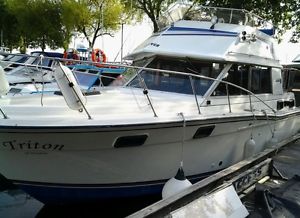 Carver Flybridge cruiser  SHAFT  DRIVE 7 BERTH, fresh water cooled engines