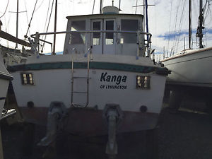 32ft RLM Entice project boat - Princess looking