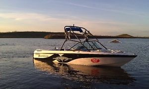 2001 Super Air Nautique 210 Wakeboard Boat Not Mastercraft