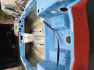 speedboat shakespear bowrider
