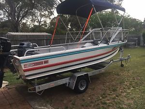 4.98 fishabout MK11 with 60hp yamaha 4 stroke and brooker trailer all registered