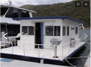Houseboat Batemans bay